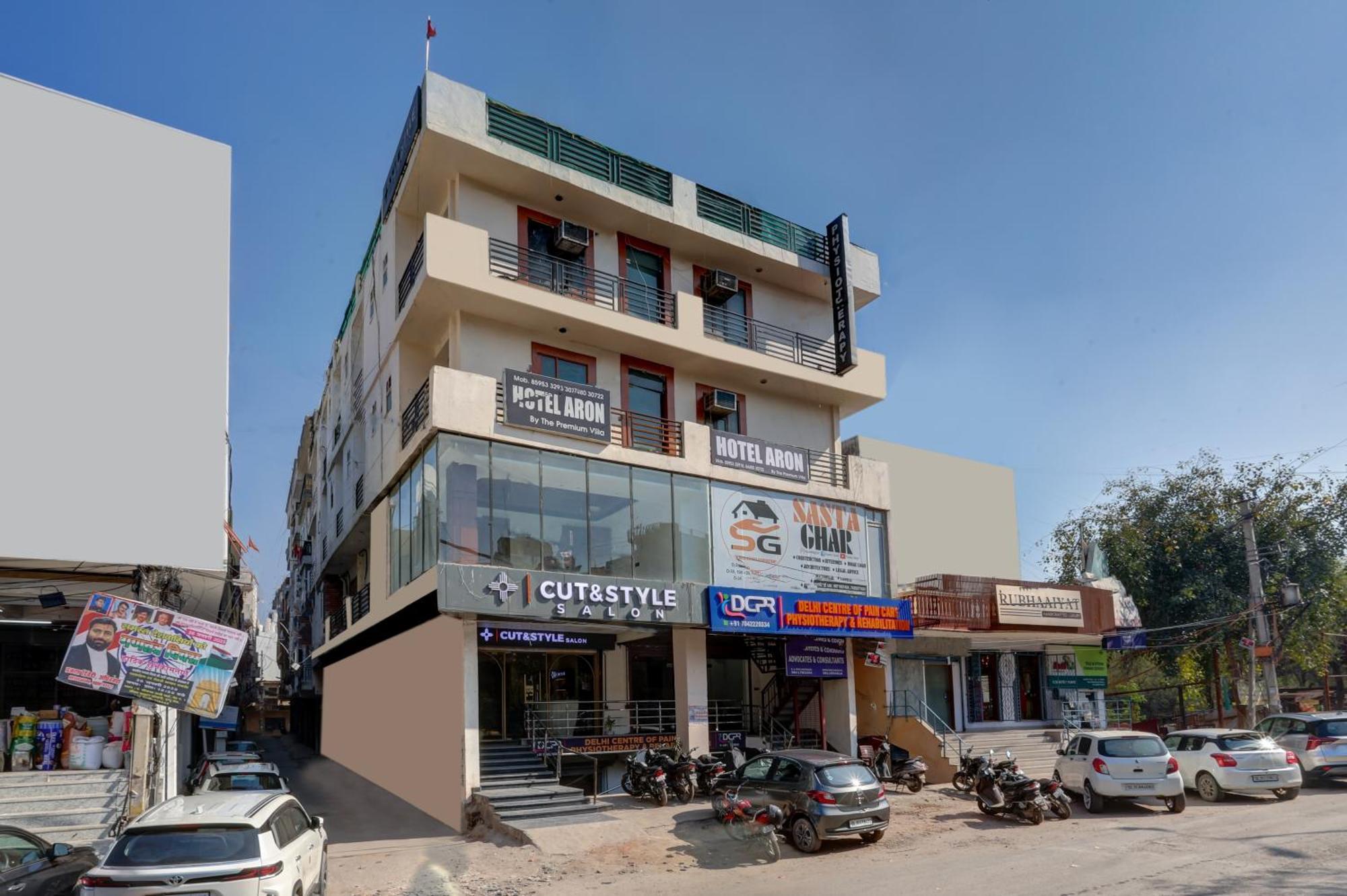Hotel Aron By The Premium Villa New Delhi Bagian luar foto